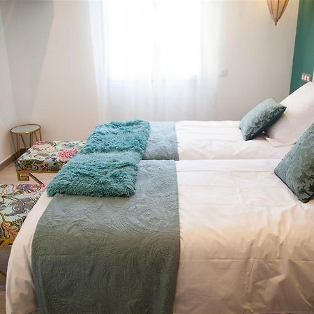 Apartamento Luna - Solo Adultos มาดริด ภายนอก รูปภาพ