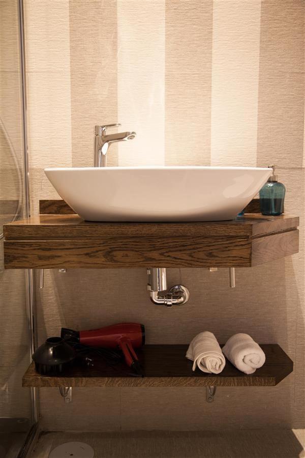 Apartamento Luna - Solo Adultos มาดริด ภายนอก รูปภาพ